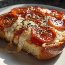15-Minute Air Fryer Pizza Toast: Crispy Lazy Dinner