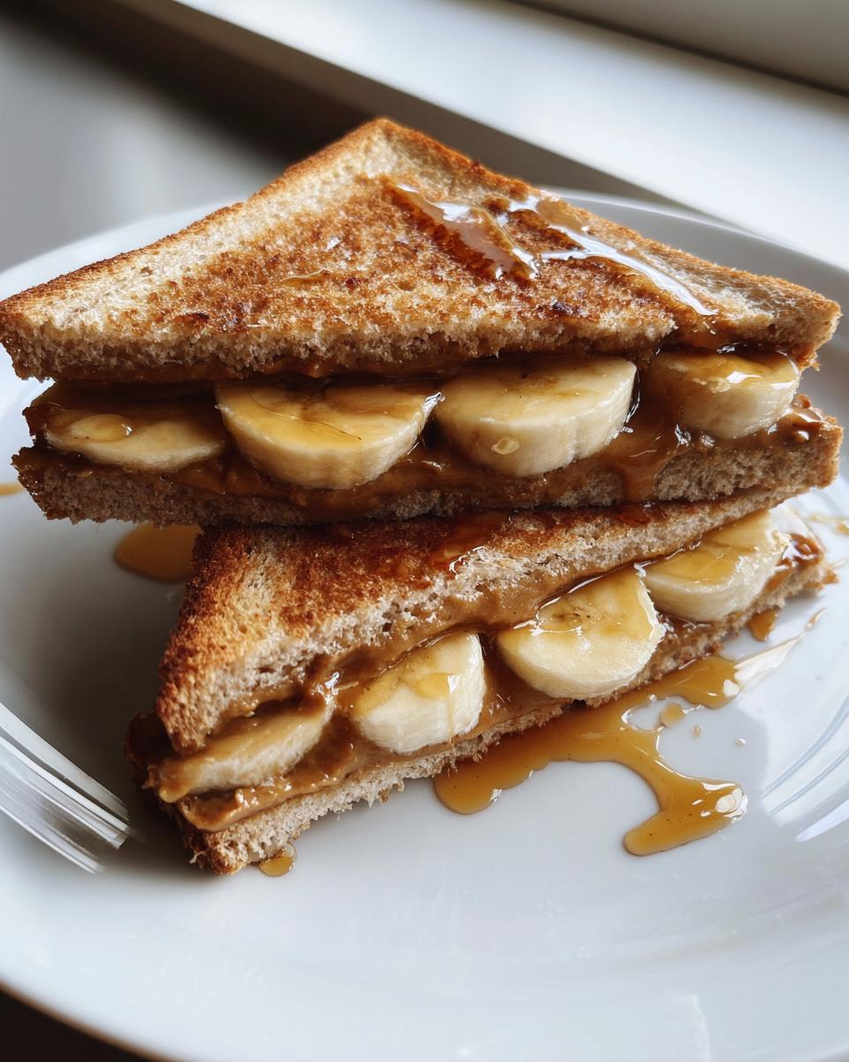 Fruit and nut butter sandwich - detail 1