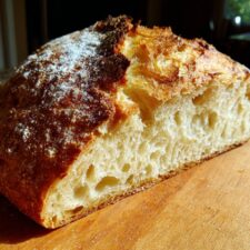 Effortless No Knead Bread Dutch Oven in 3 Steps
