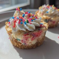 3 Secrets to Perfect Patriotic Mini Cheesecakes Everyone Loves