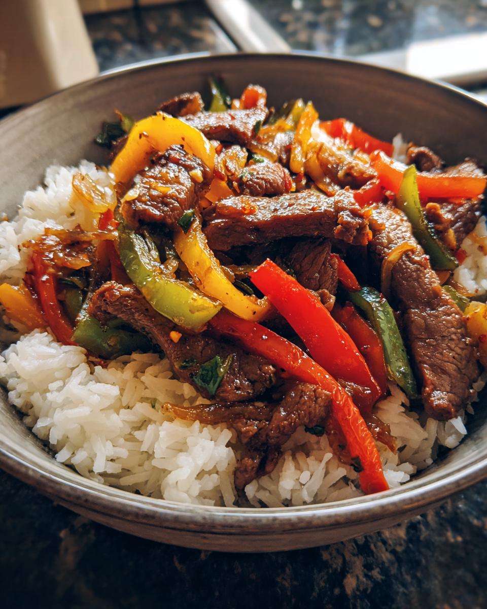 Healthy Beef and Pepper Rice Bowl - detail 1