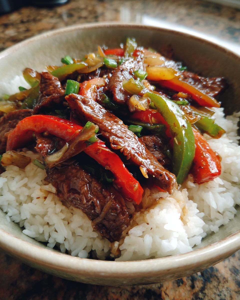 Healthy Beef and Pepper Rice Bowl - detail 2