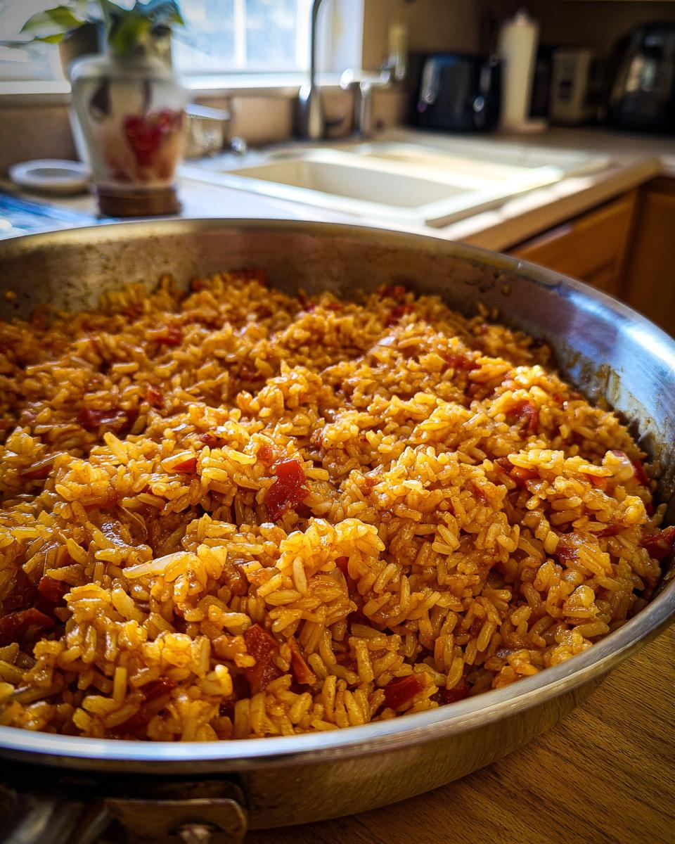 Spanish Rice: Quick and Flavorful Side Dishes - detail 4