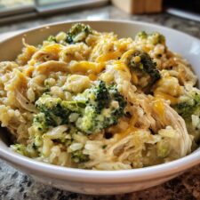 Easy Crockpot Cheesy Chicken Broccoli Rice