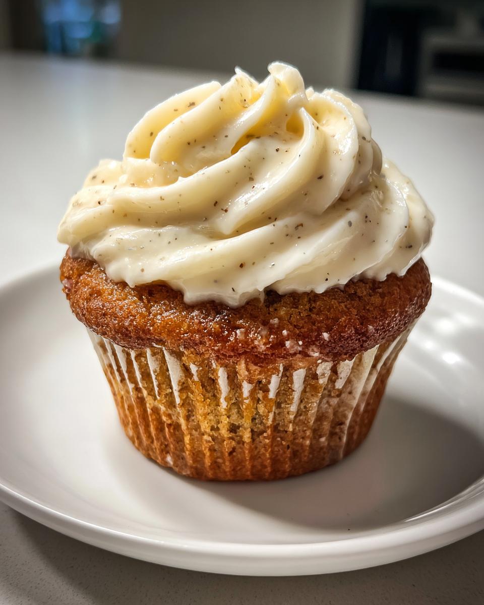 Banana Cupcakes - detail 2